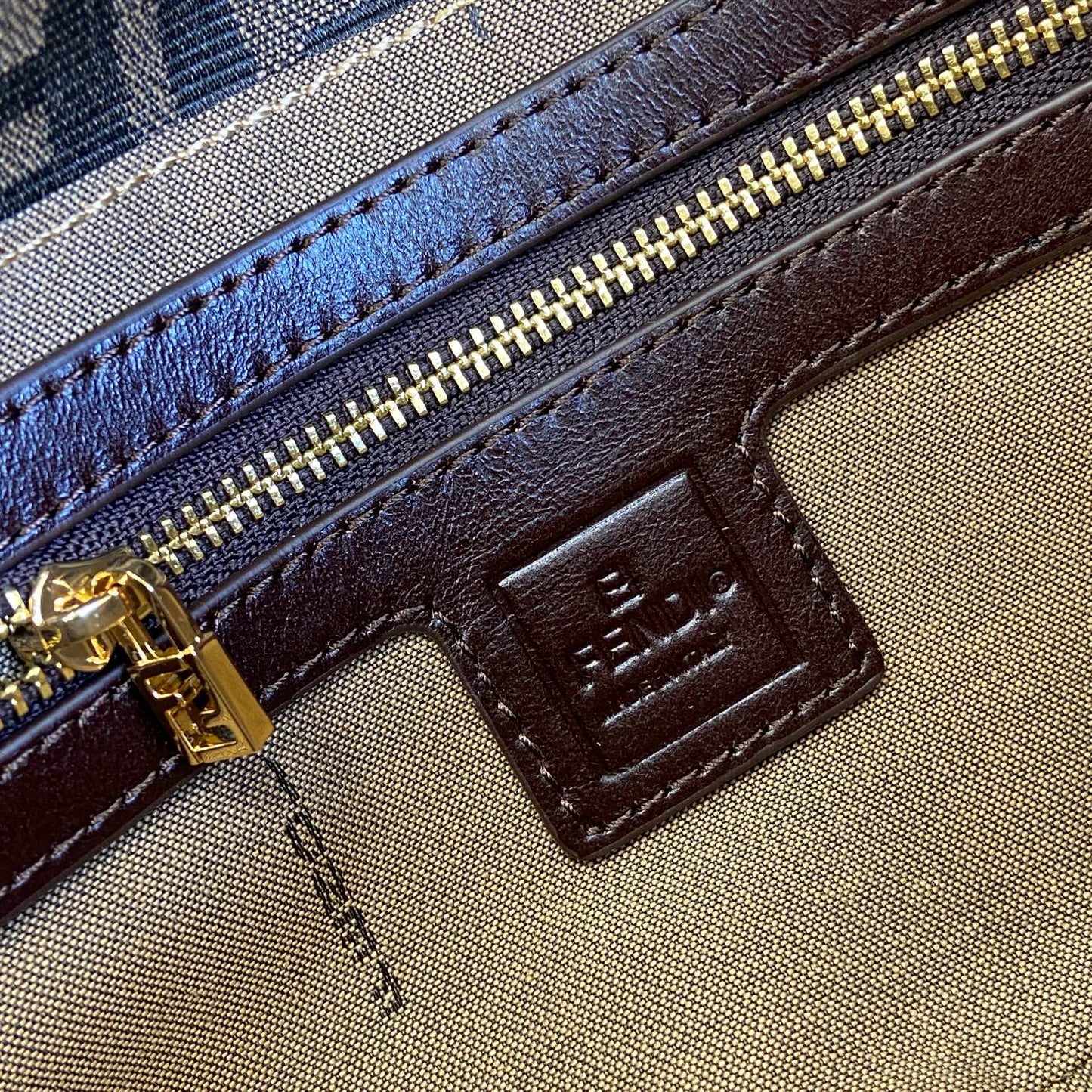 Fen New Vintage baguette bags