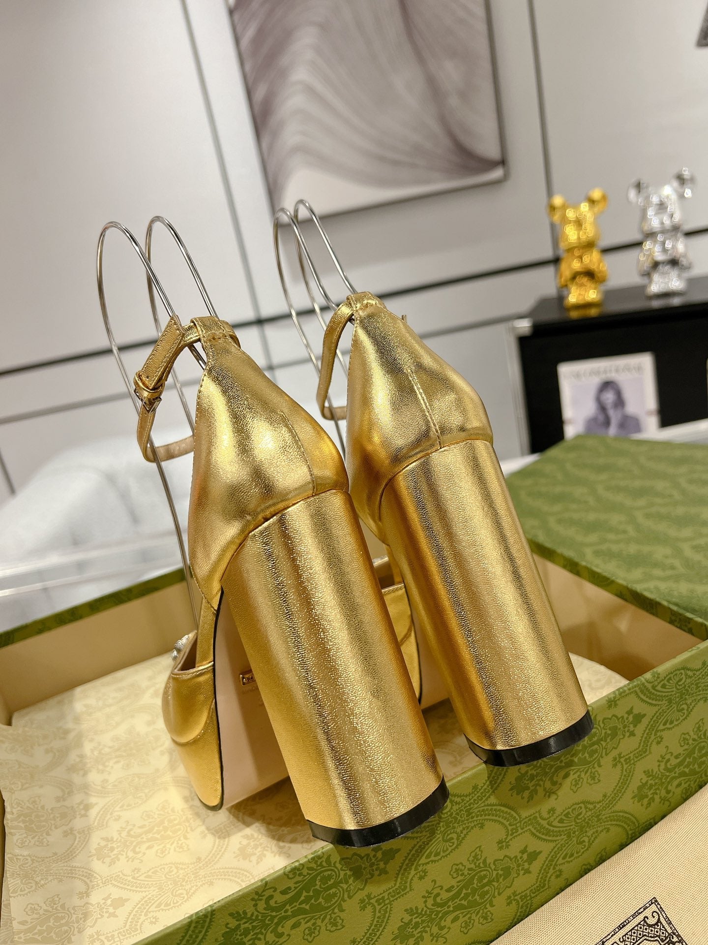 G* New high heels with crystal diamond double G buckle