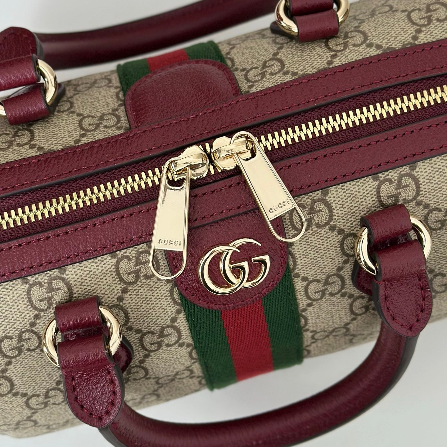 Guc New Ophidia GG handbag