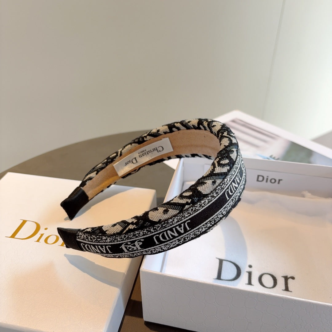 CD Classic new D letter headband