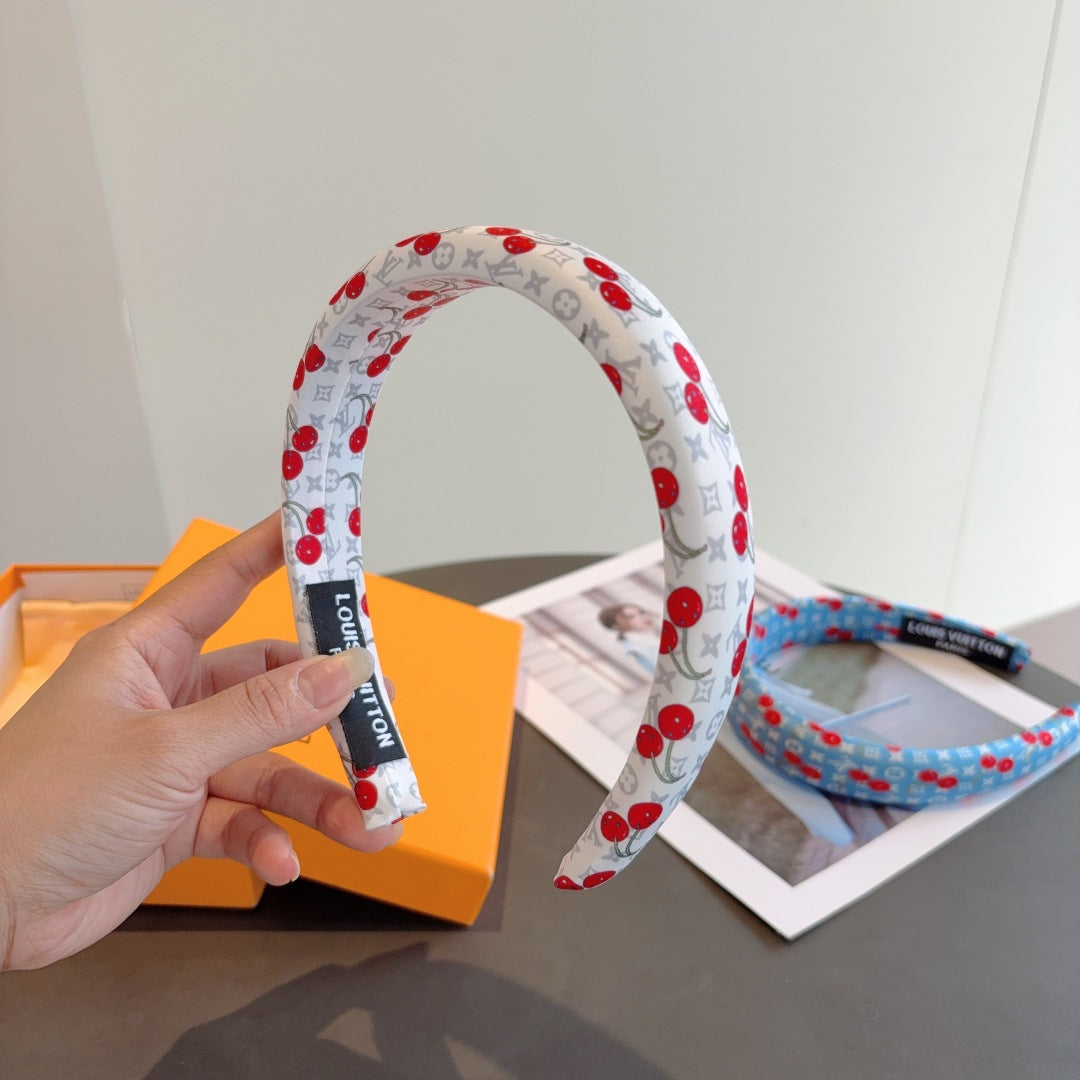 Louis' best-selling Murakami Takashi series🍒cherry headband