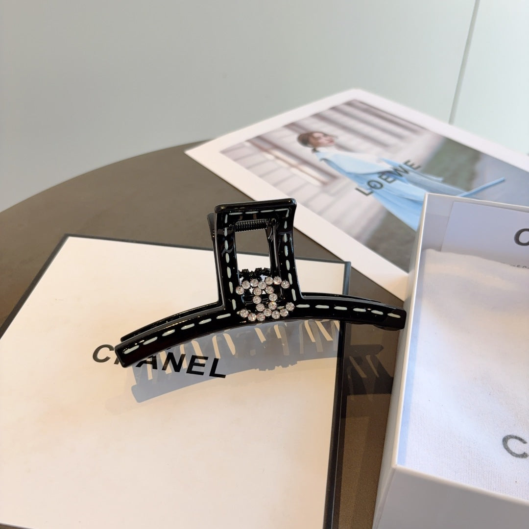 Chan High-looking one-word gripper