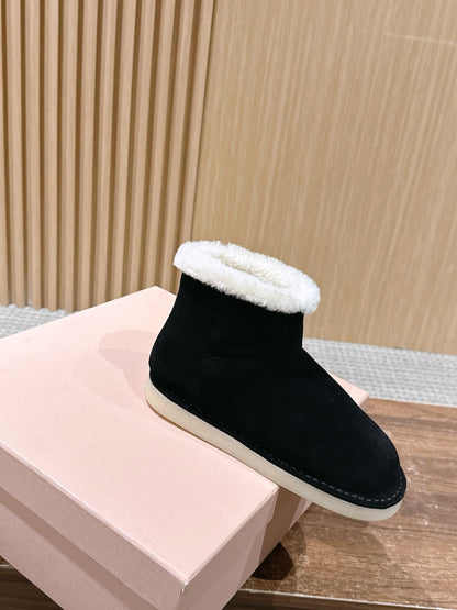 Miu Classic Snow Boots