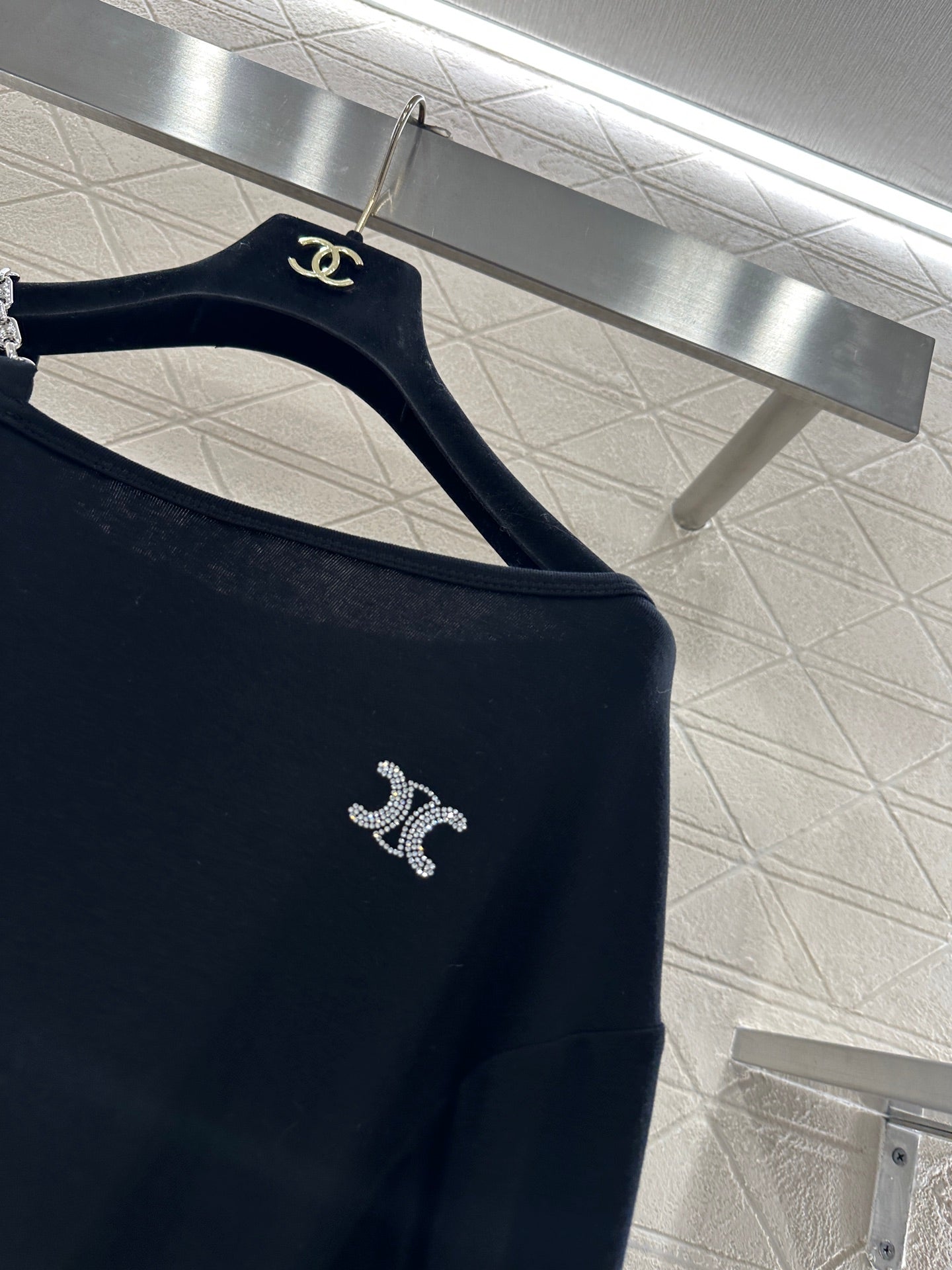 Celi new off-shoulder top