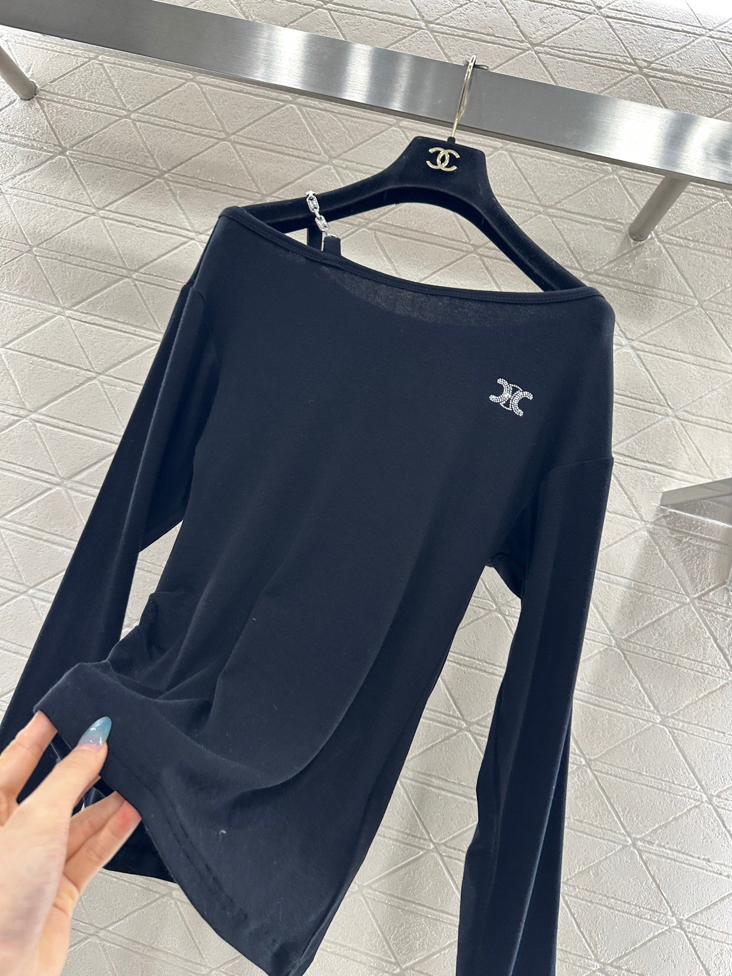 Celi new off-shoulder top