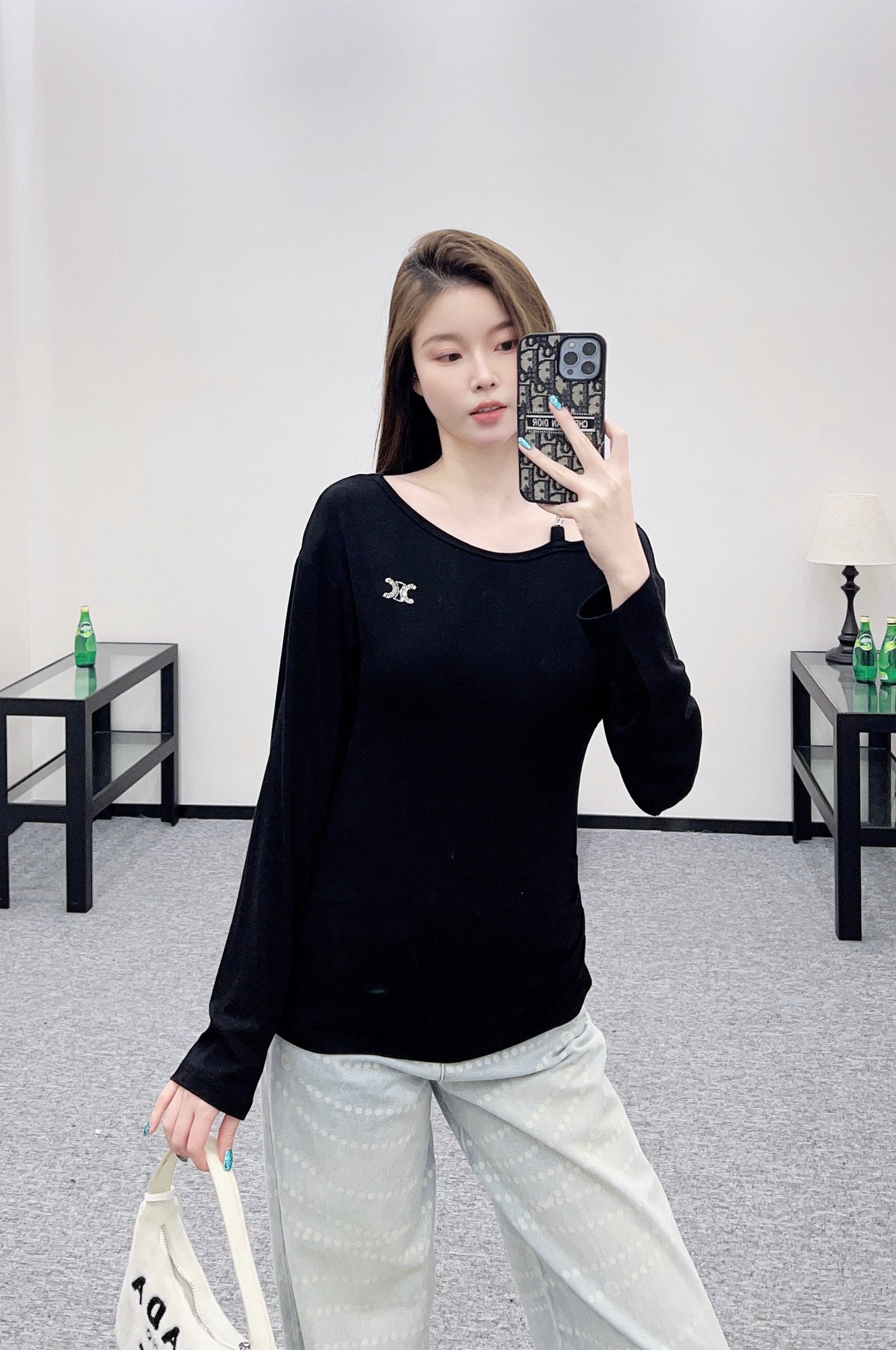 Celi new off-shoulder top