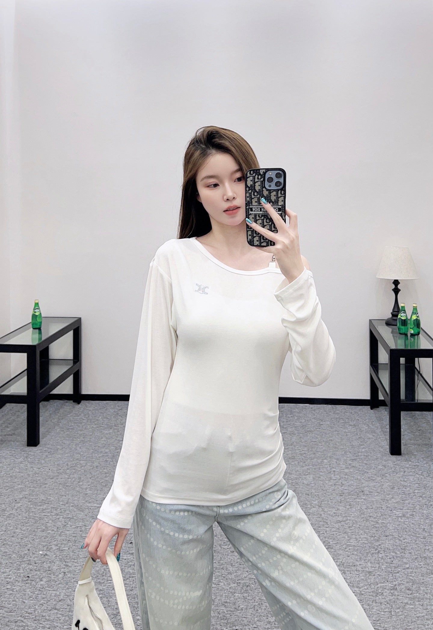 Celi new off-shoulder top