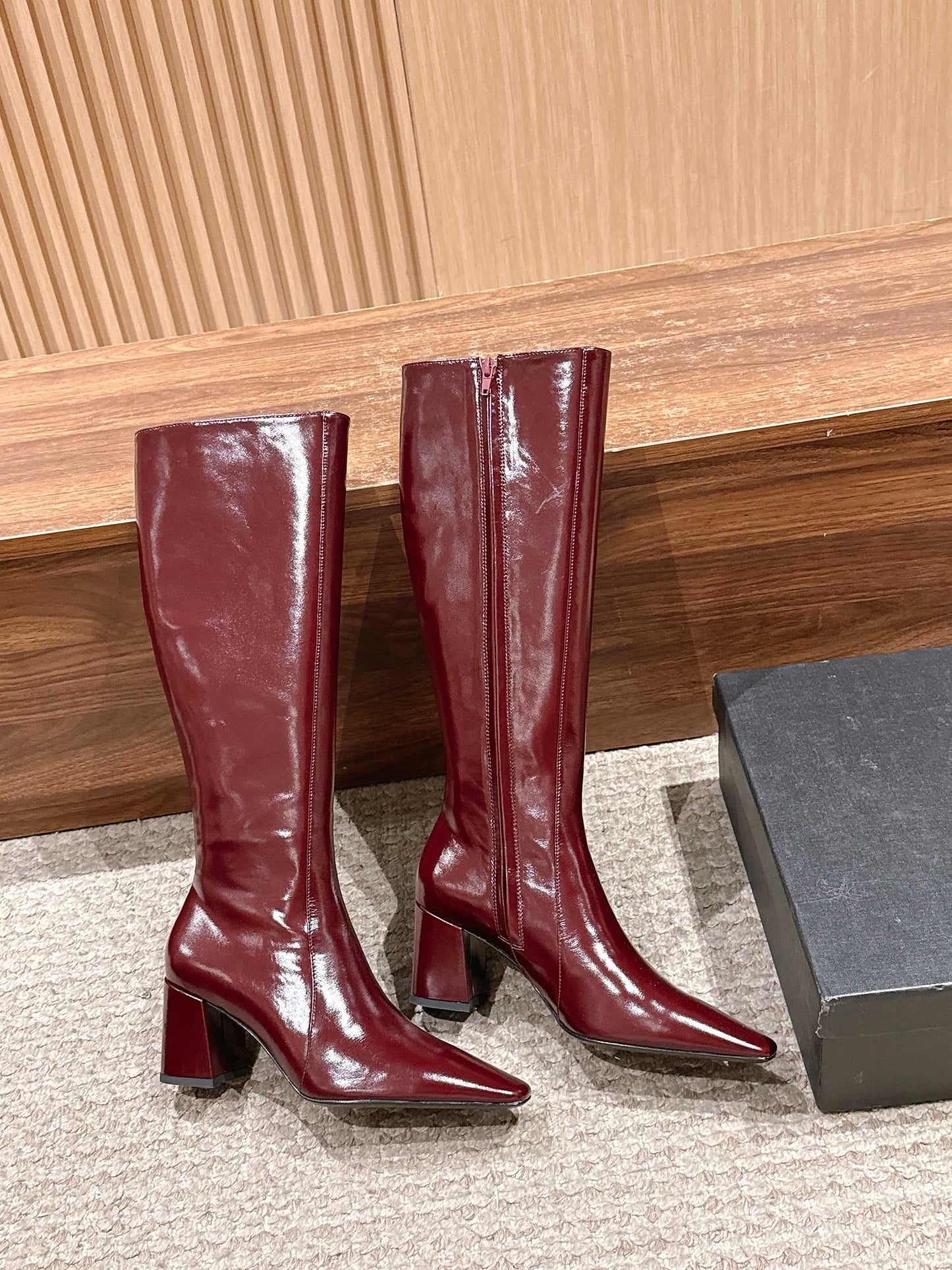 Saint NEW high heel boots