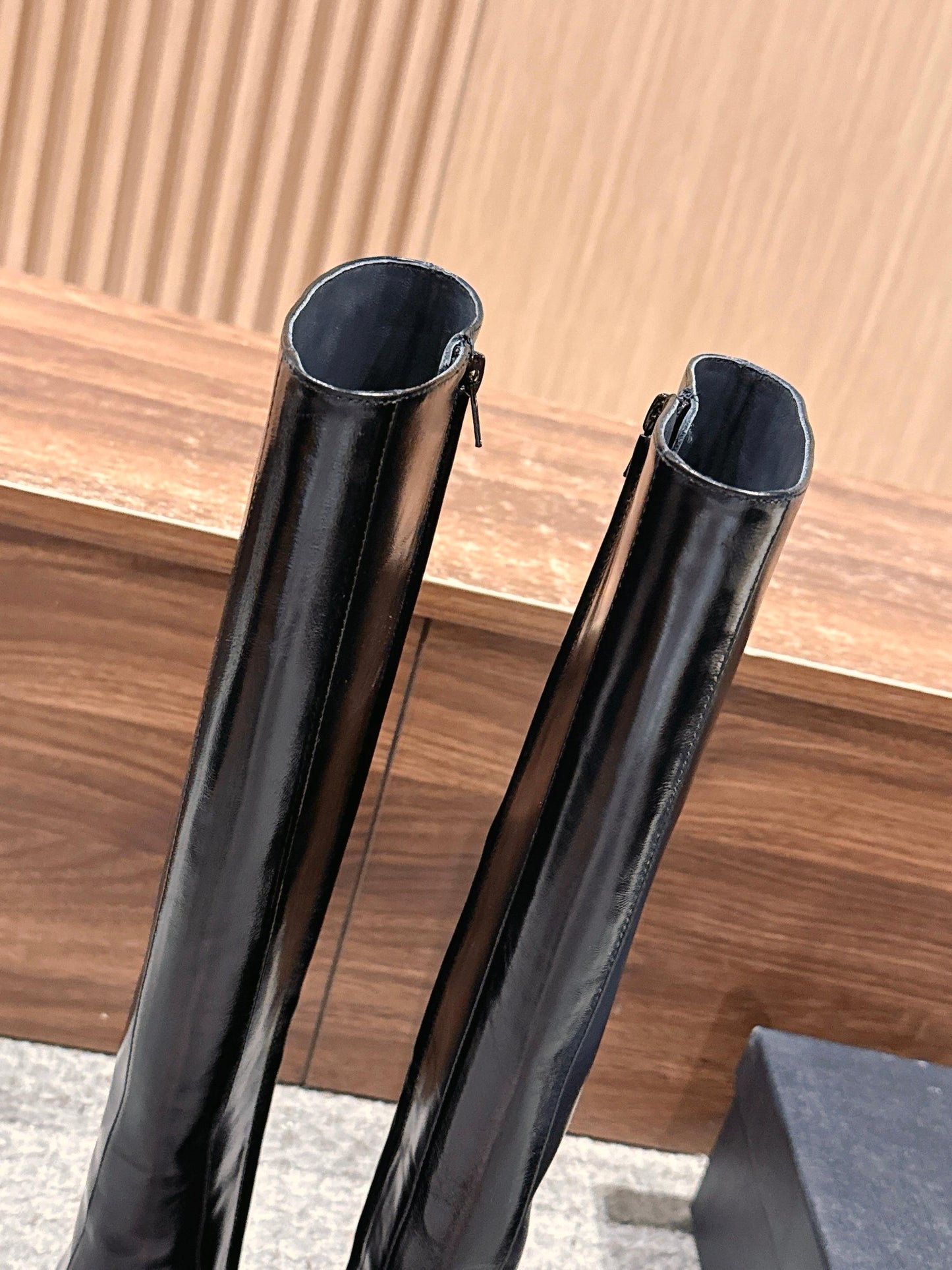 Saint NEW high heel boots