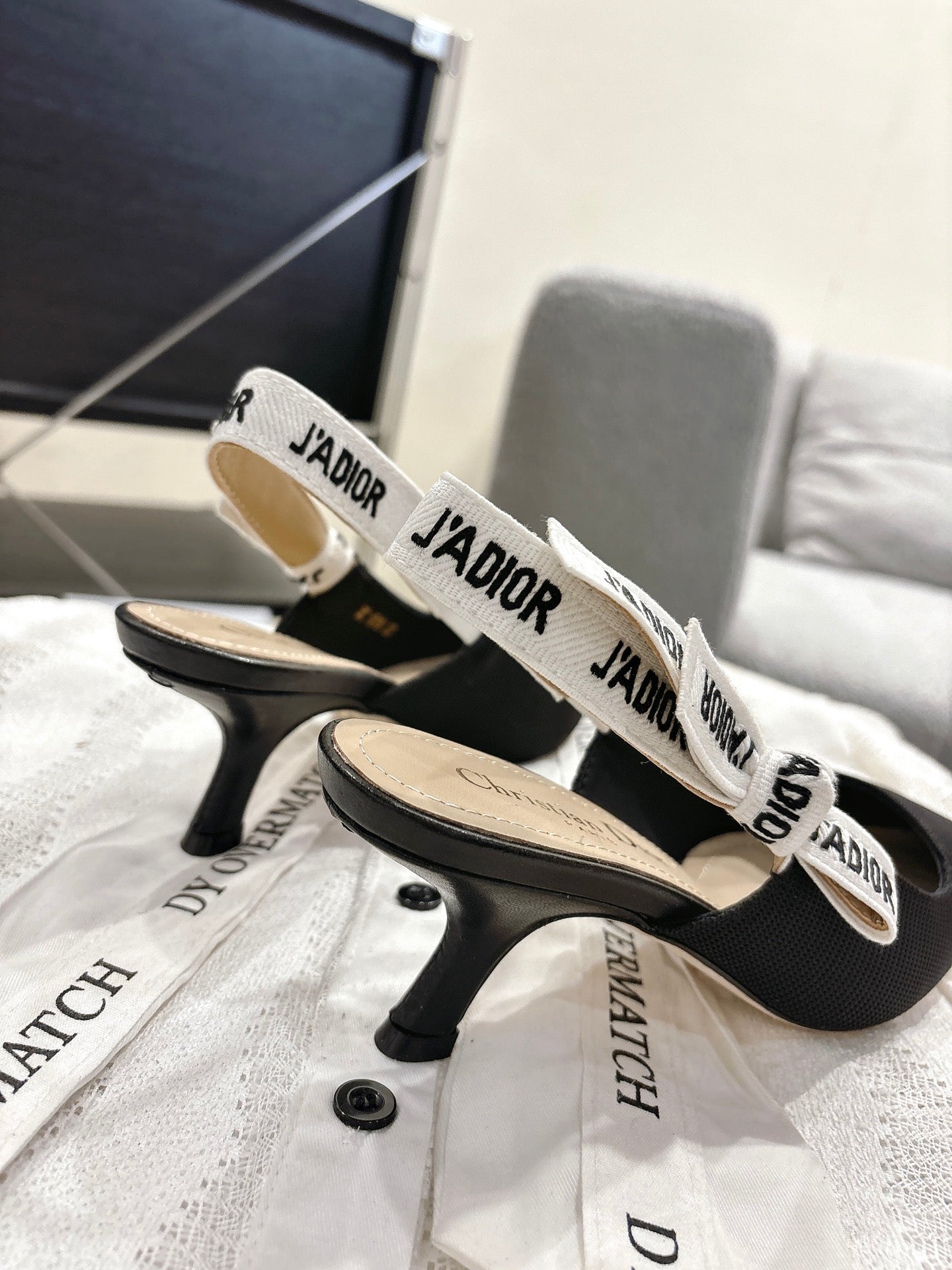 CD New Bow mid-heel shoes