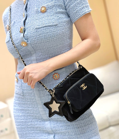 New chan velvet camera bag