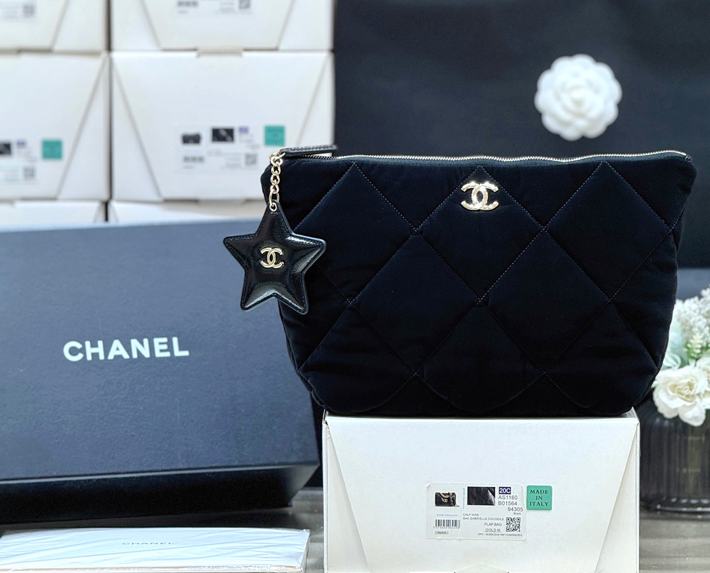 New CHAN velvet handbag