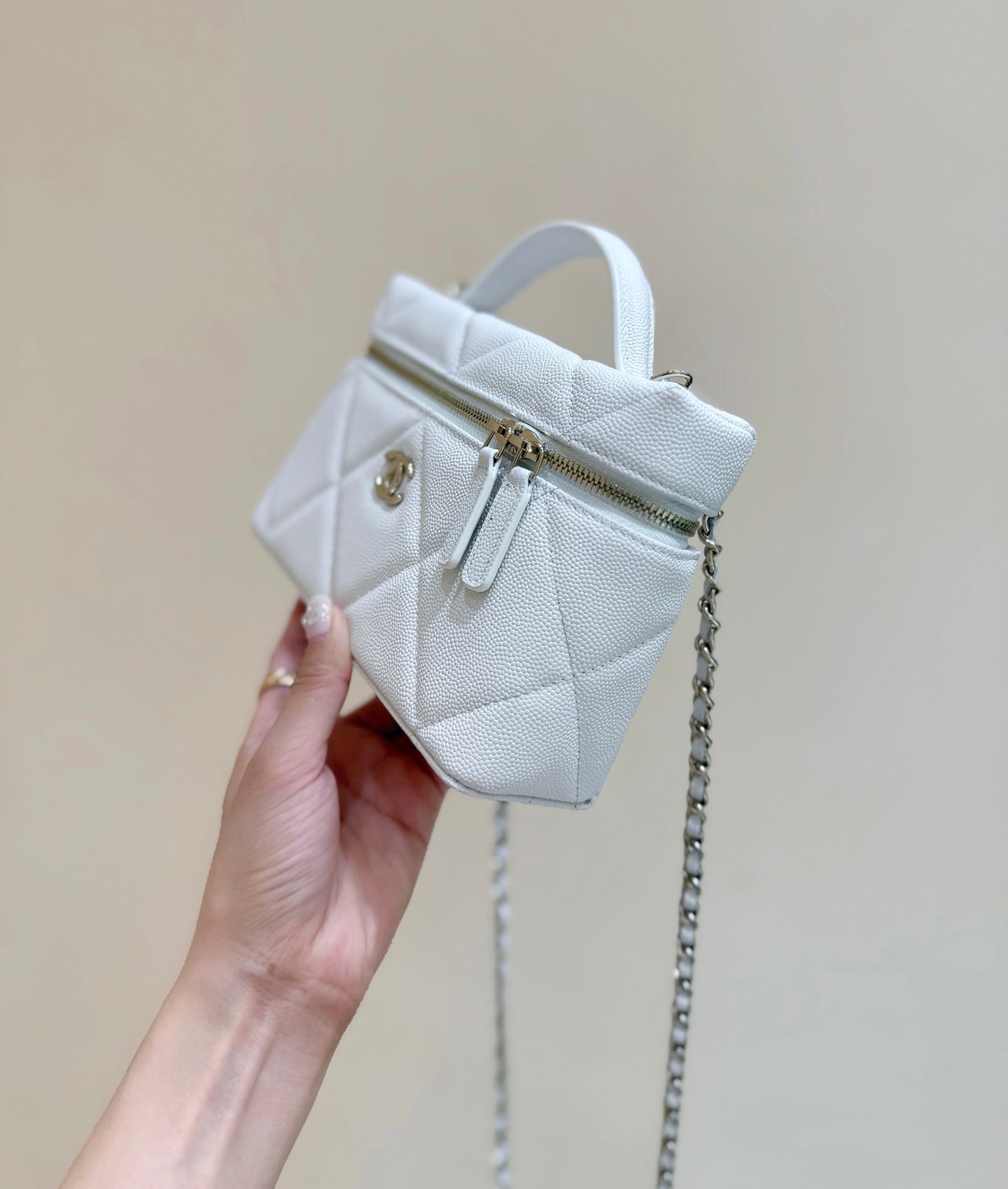 New CHAN large diamond lunch box bag