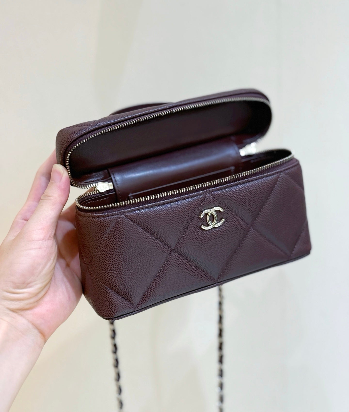 New CHAN large diamond lunch box bag