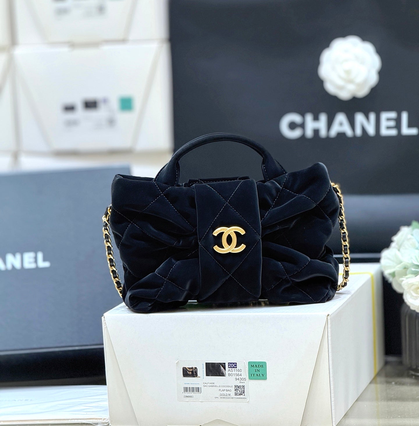 New CHAN velvet bow bag
