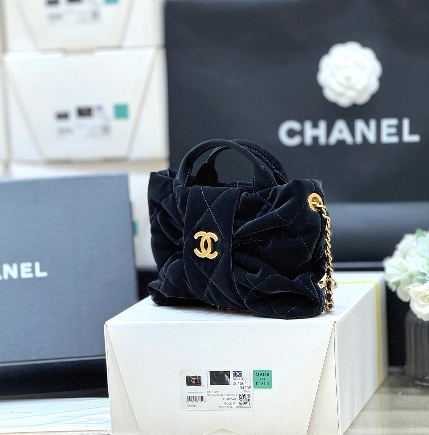 New CHAN velvet bow bag