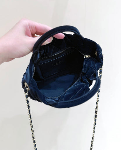 New CHAN velvet bow bag