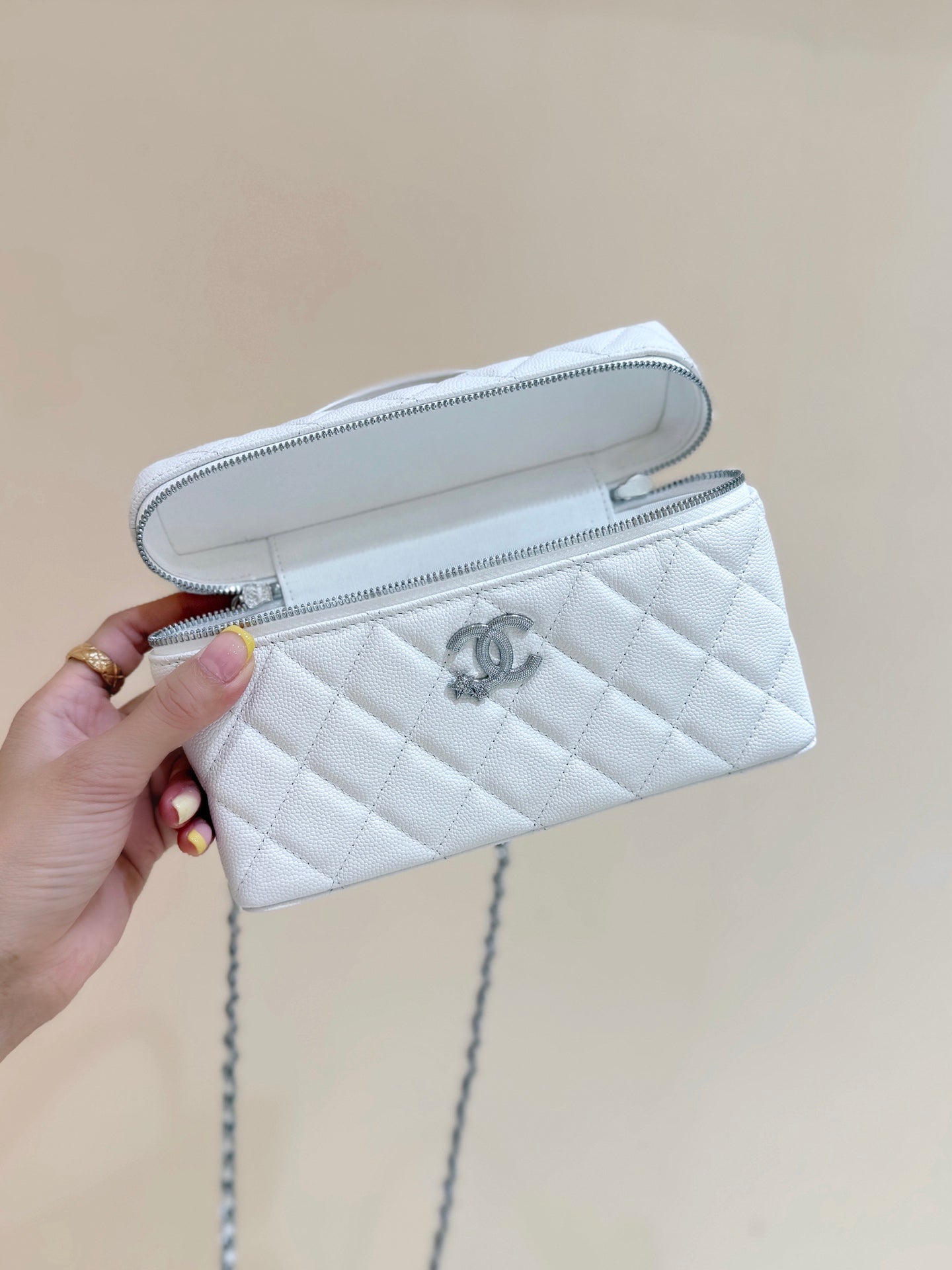 New CHAN meteor hardware lunch box bag