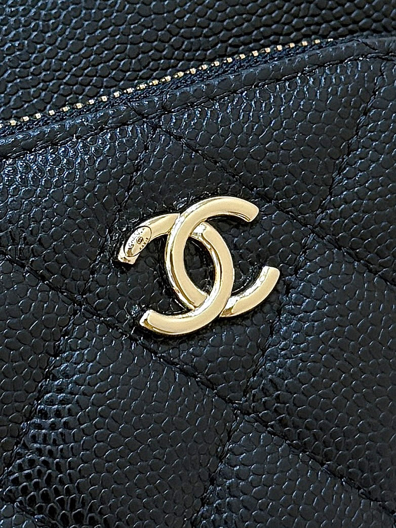 New CHANmini hand-held bucket bag