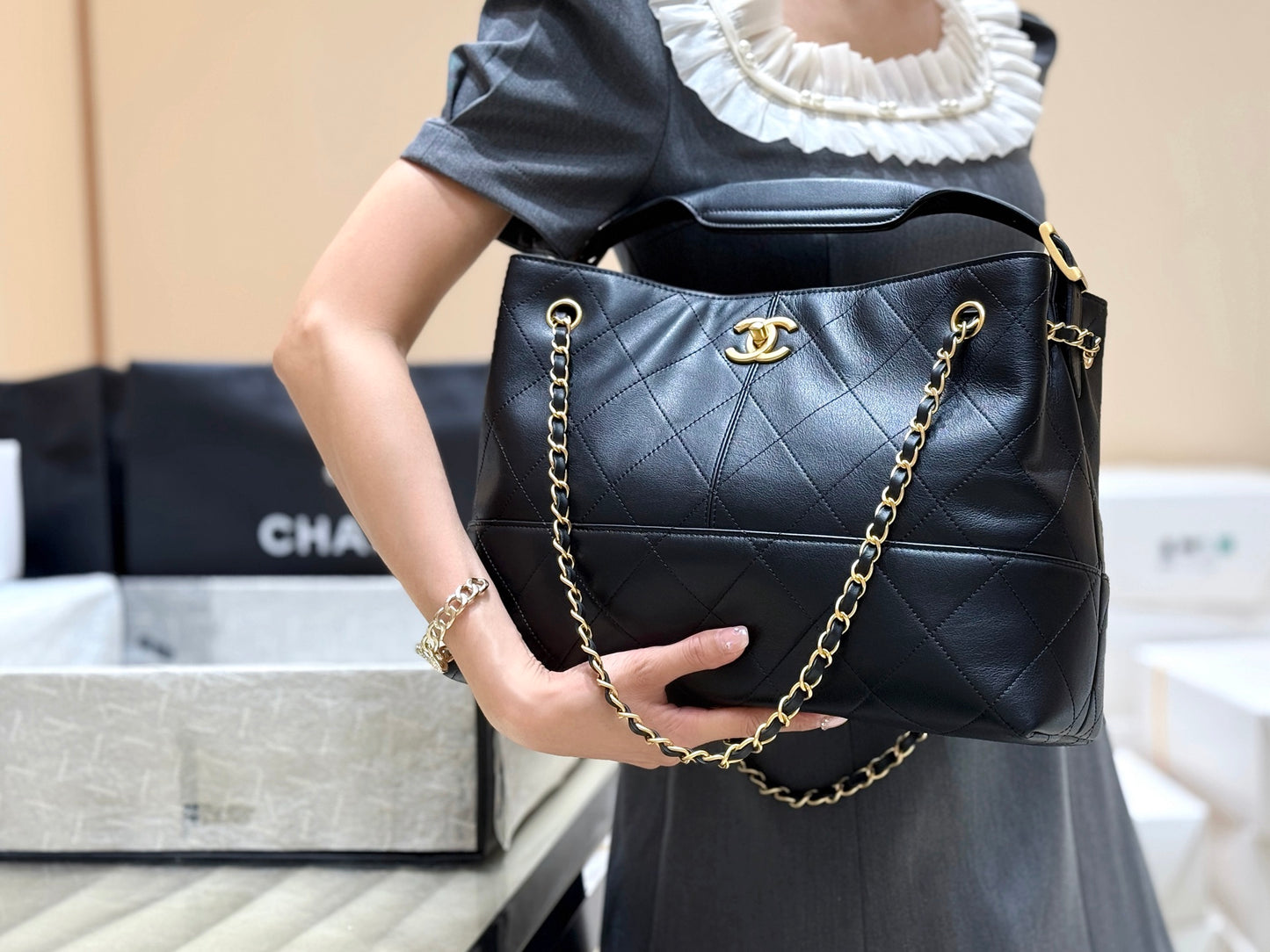 New CHAN full leather handbag