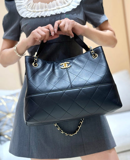 New CHAN full leather handbag