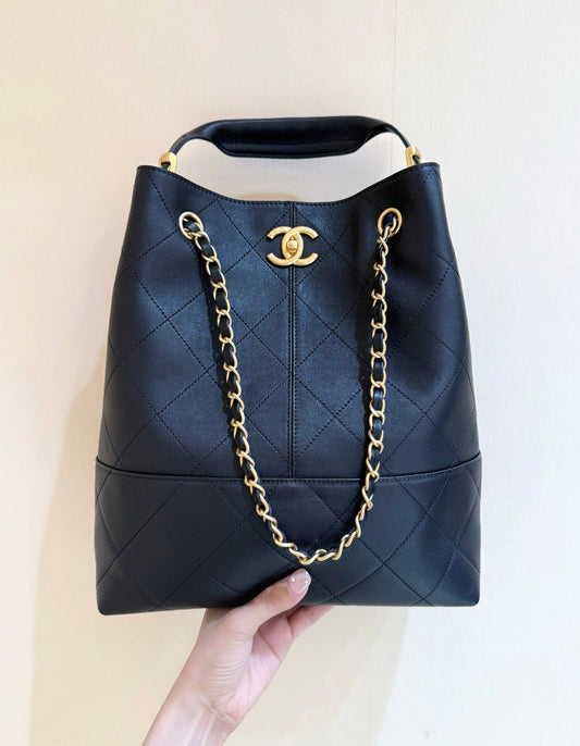 New CHAN full leather handbag