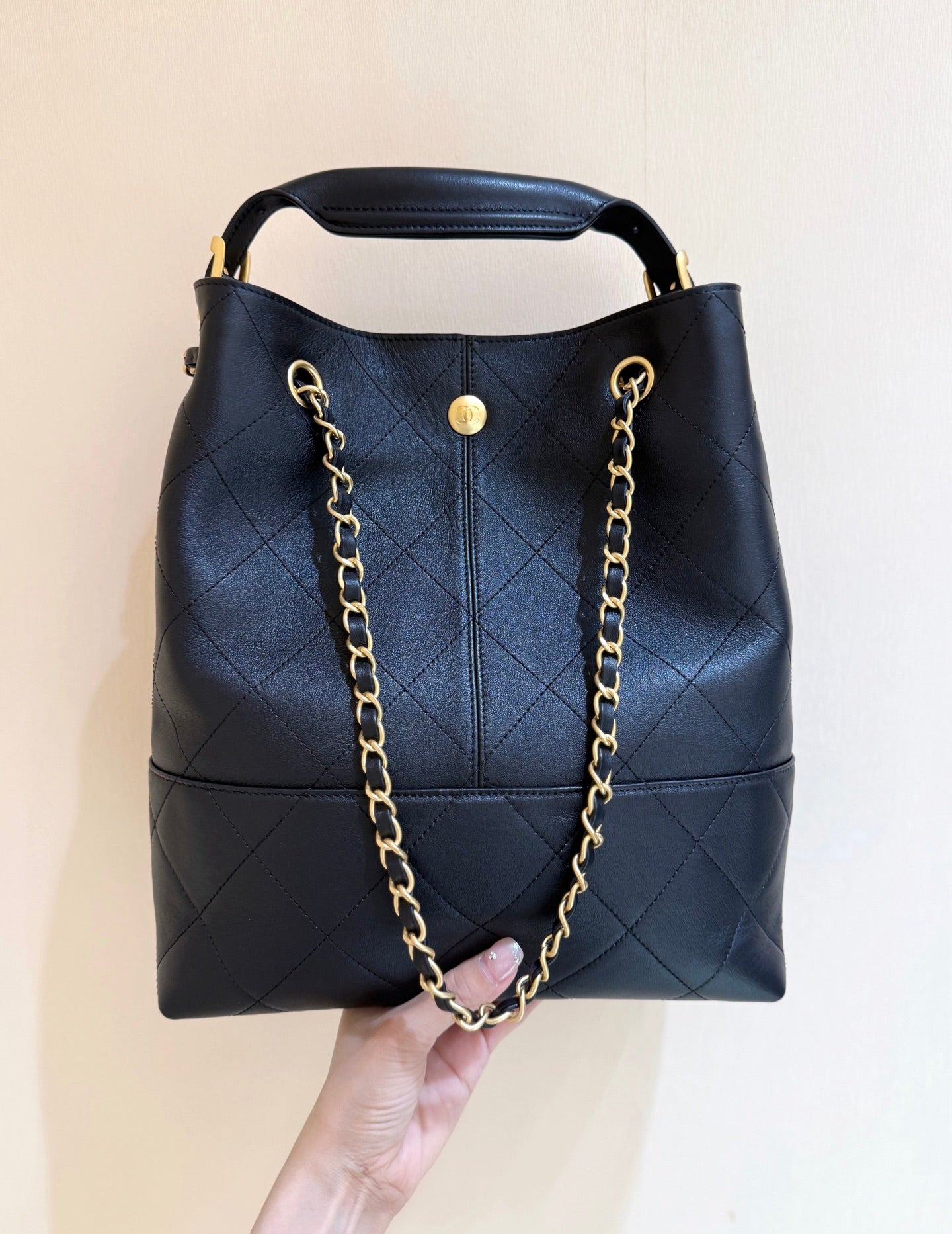 New CHAN full leather handbag