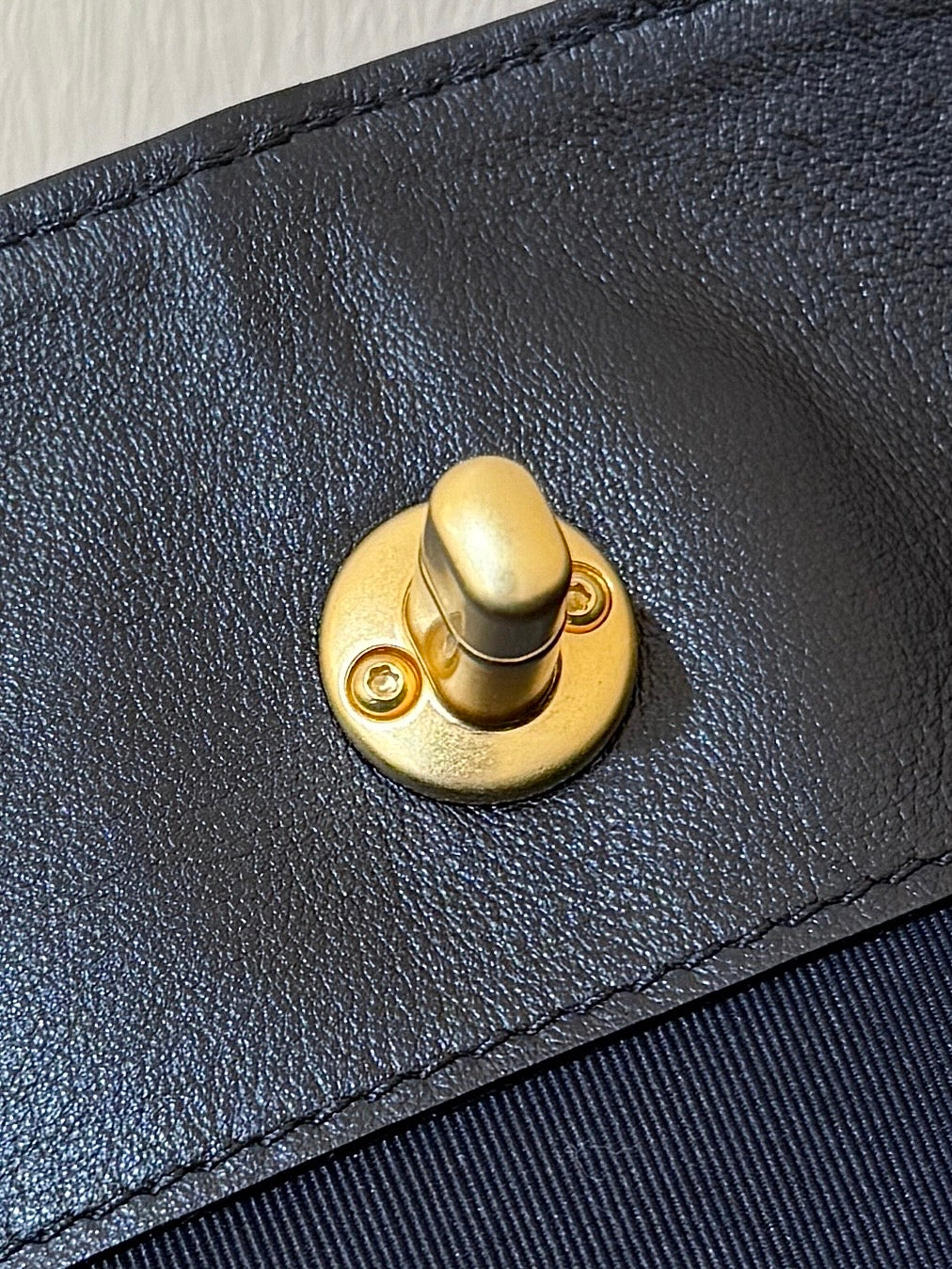 New CHAN full leather handbag