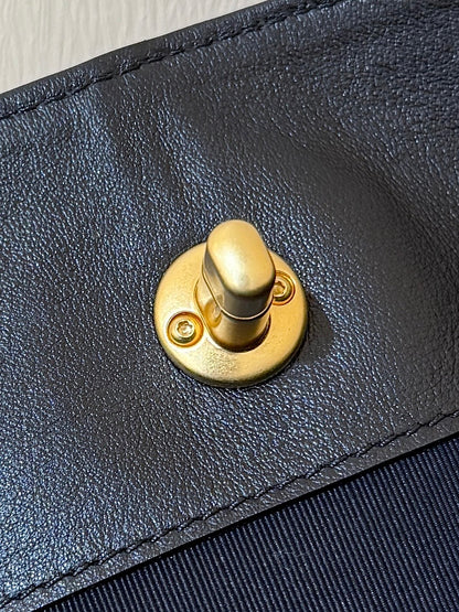 New CHAN full leather handbag