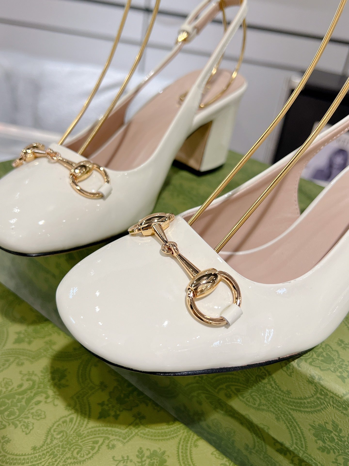 Guc New Arrival Women's Lace-up Sandals