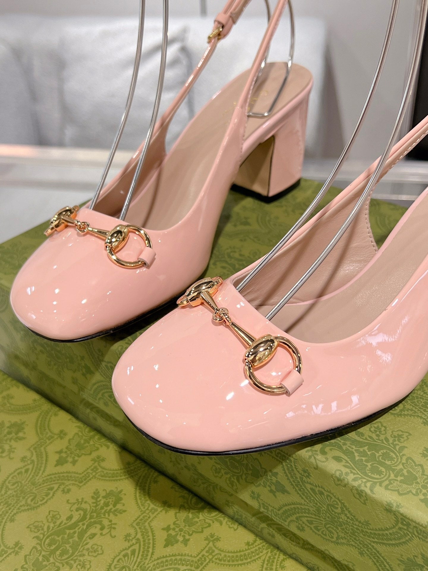 Guc New Arrival Women's Lace-up Sandals