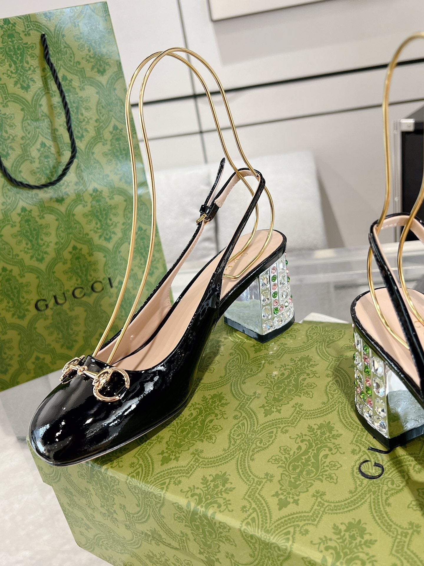 Guc New women's rhinestone chunky heel sandals