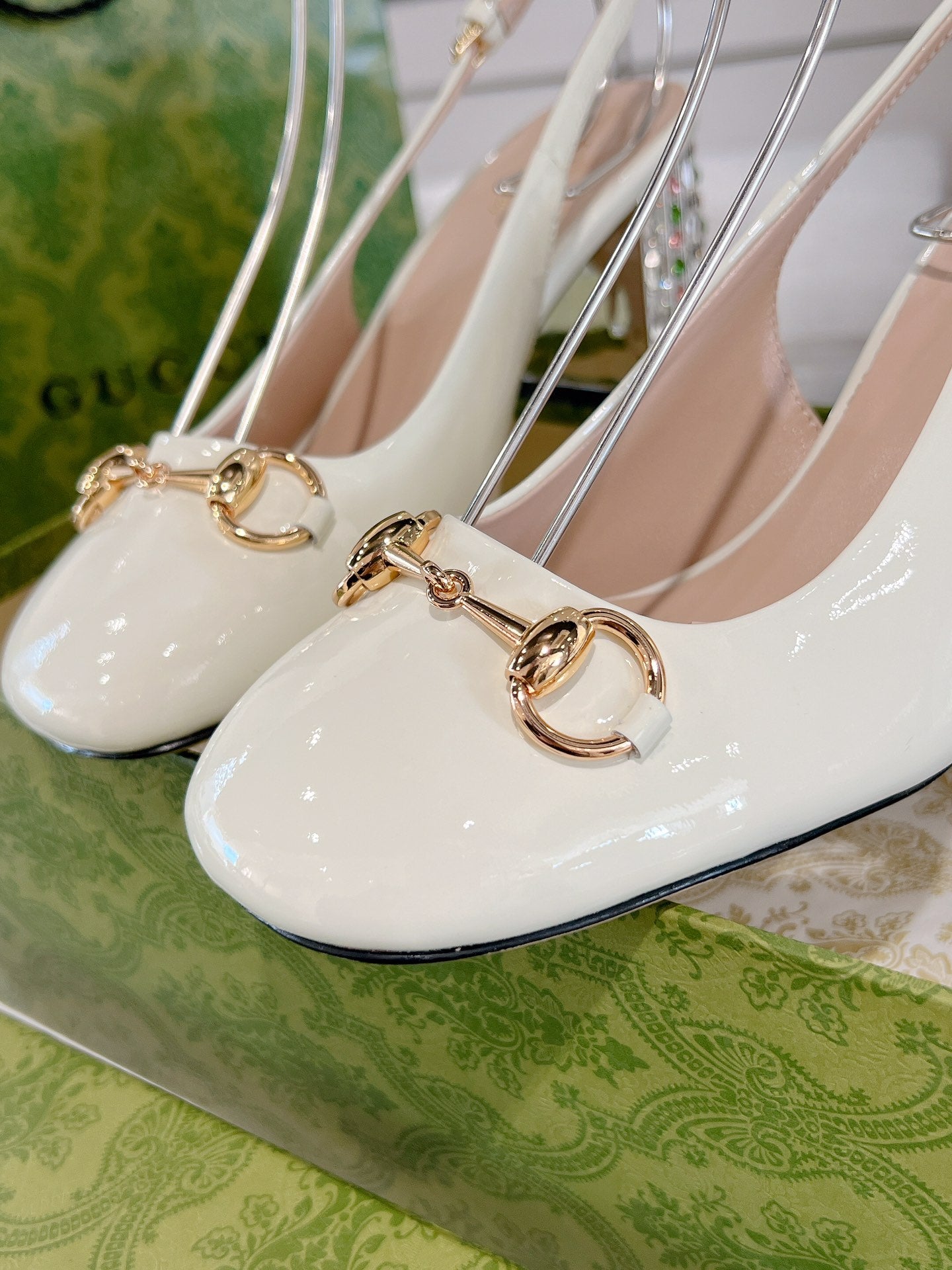 Guc New women's rhinestone chunky heel sandals