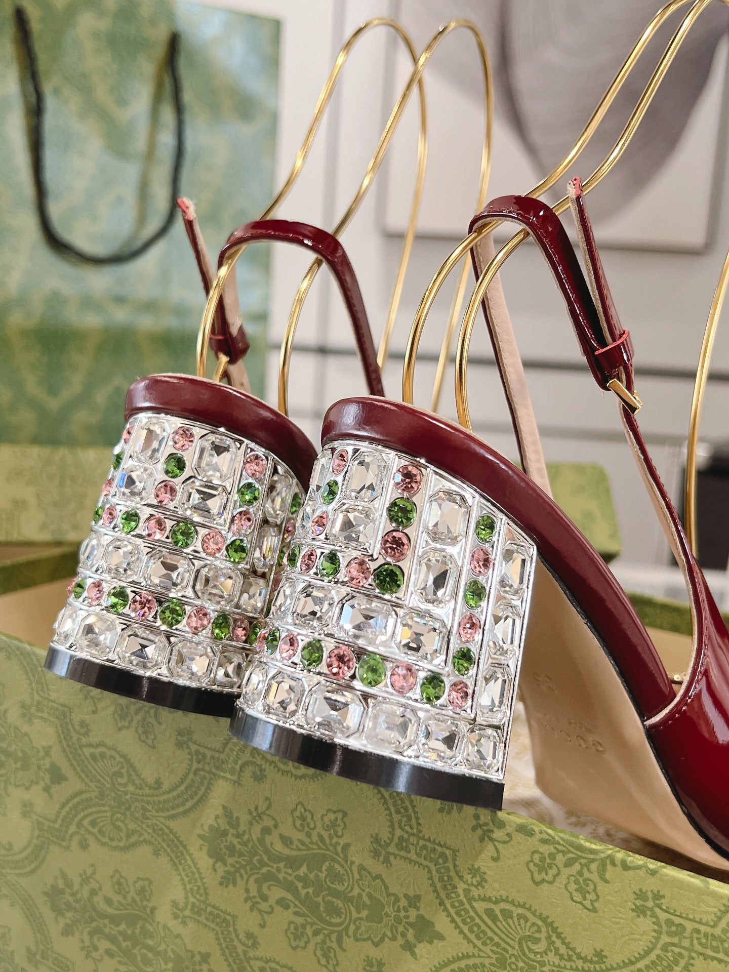 Guc New women's rhinestone chunky heel sandals