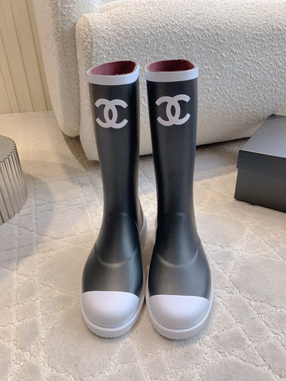 Chan New rain boots