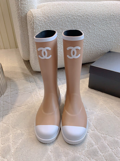 Chan New rain boots