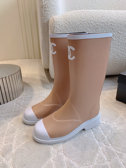 Chan New rain boots
