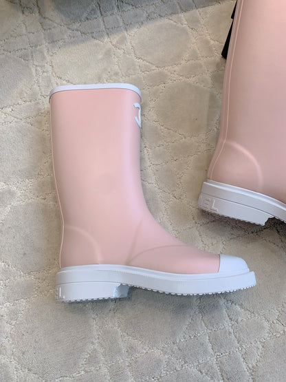 Chan New rain boots