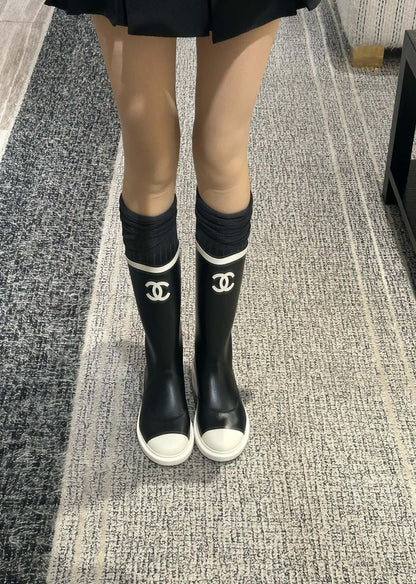 Chan New rain boots