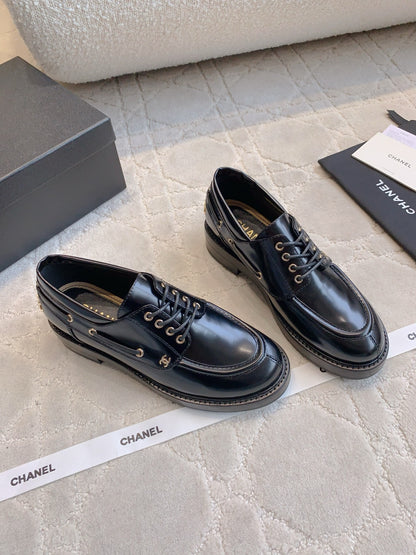 CHAN New Lace-up Loafers