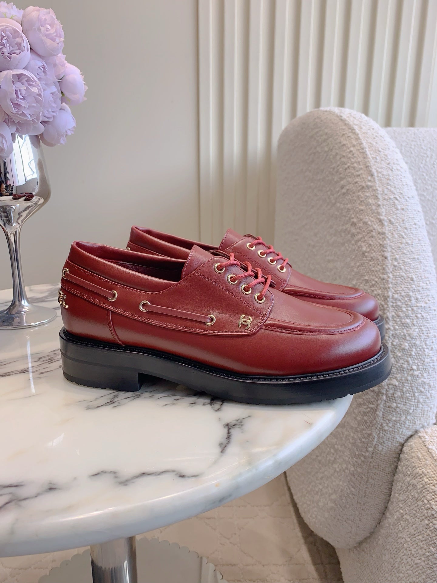 CHAN New Lace-up Loafers