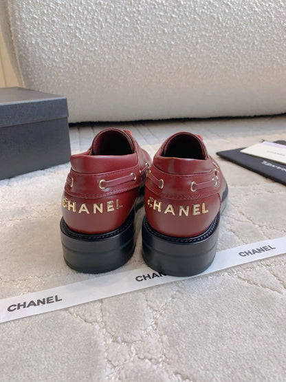 CHAN New Lace-up Loafers