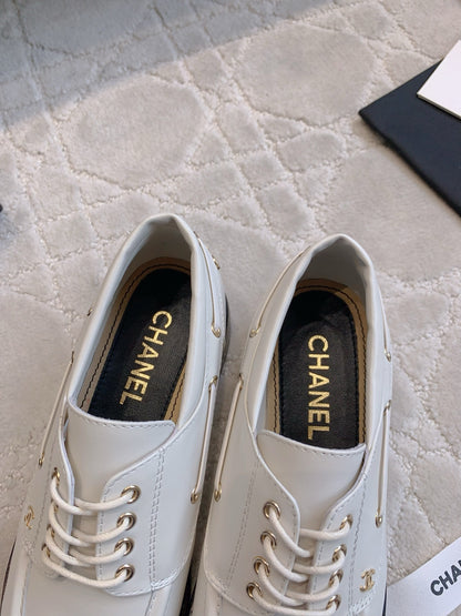 CHAN New Lace-up Loafers