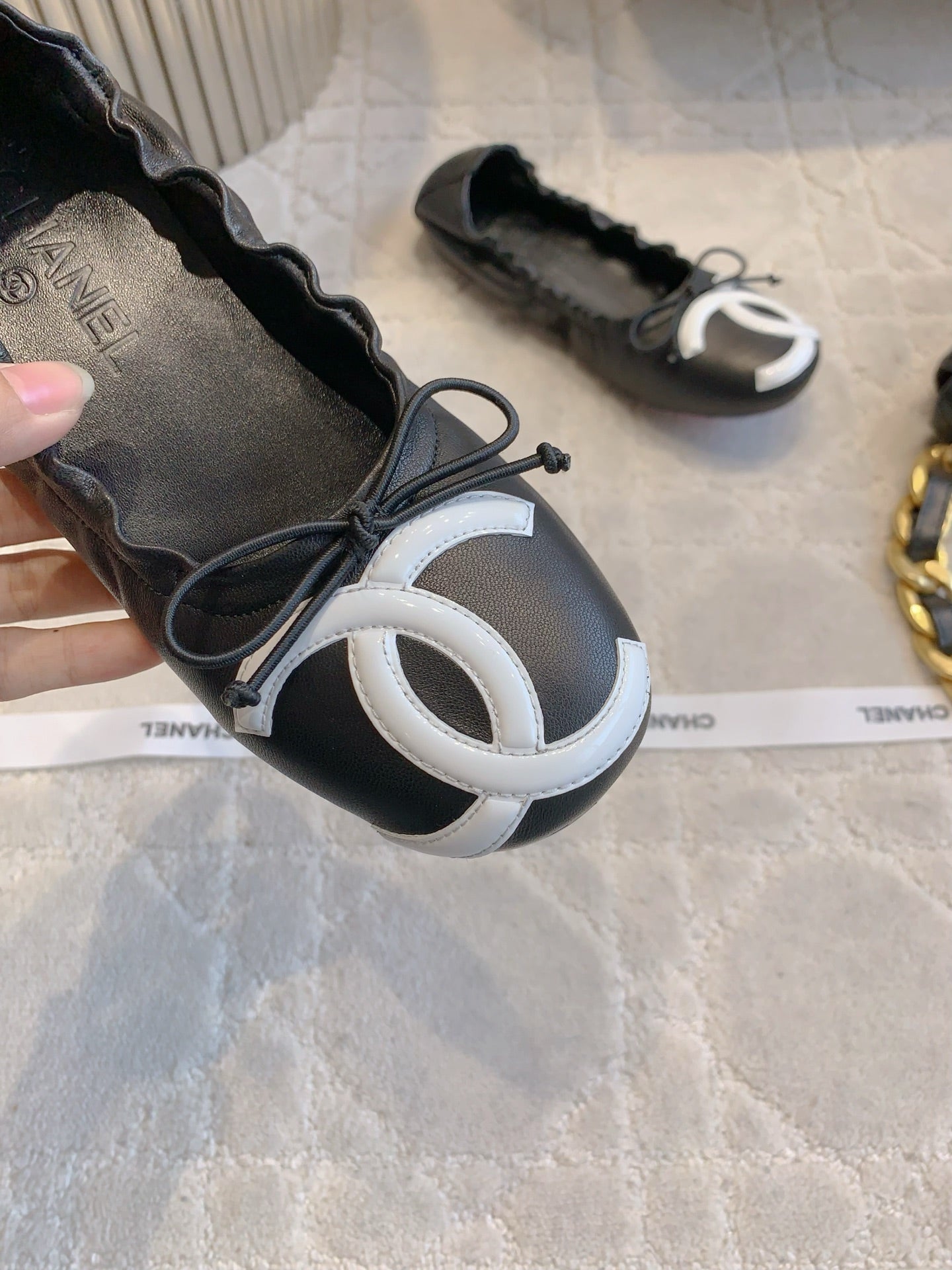 CHAN  New flat shoes