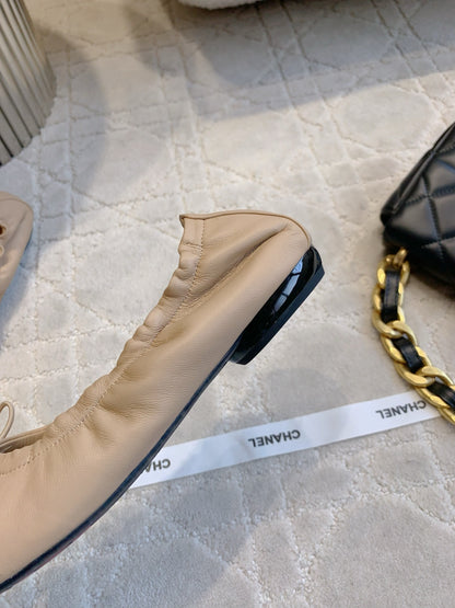 CHAN  New flat shoes