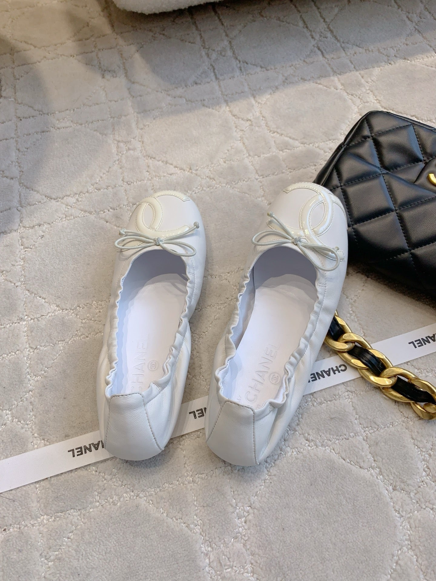 CHAN  New flat shoes