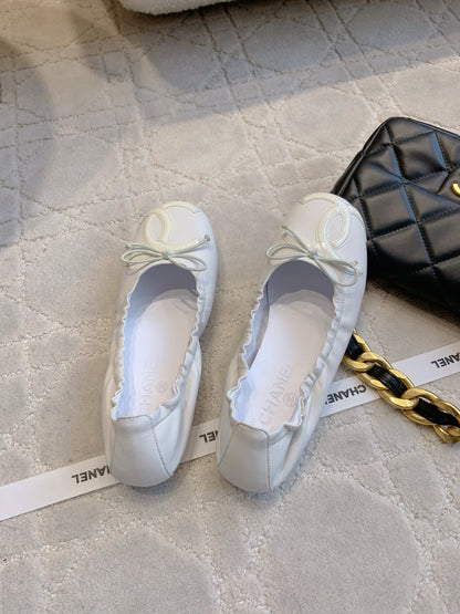 CHAN  New flat shoes