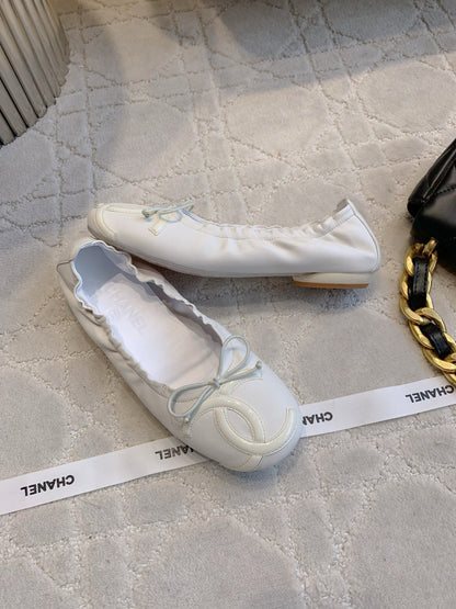 CHAN  New flat shoes