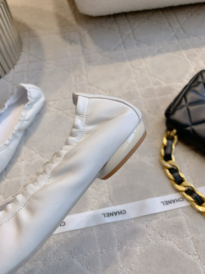 CHAN  New flat shoes