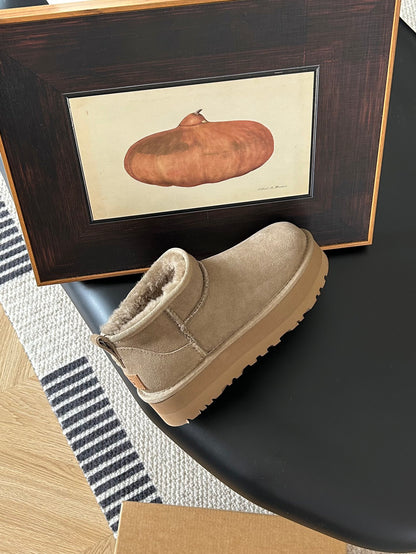 Guc New Platform ankle boots